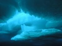 milstein-science-series-beneath-the-ice-immersive-dome-installation_medium
