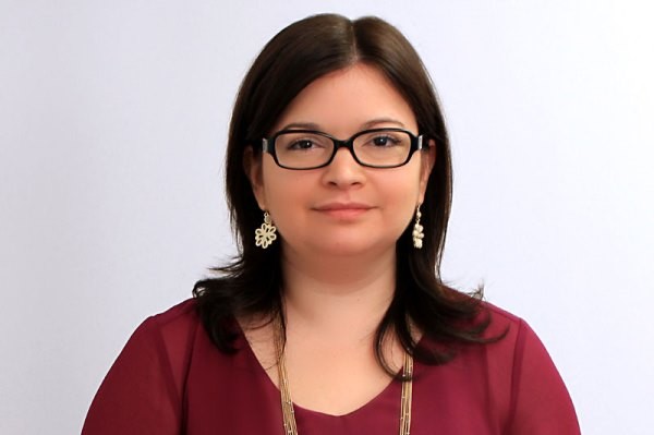 Stephanie Toti
